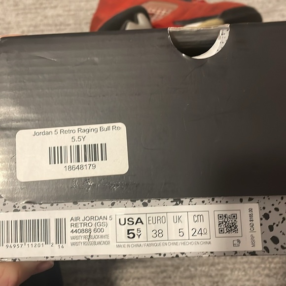 Raging Bull Red 5.5 Y retro Jordan 5 - Picture 8 of 8